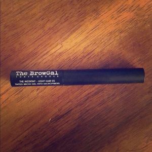 The BrowGal